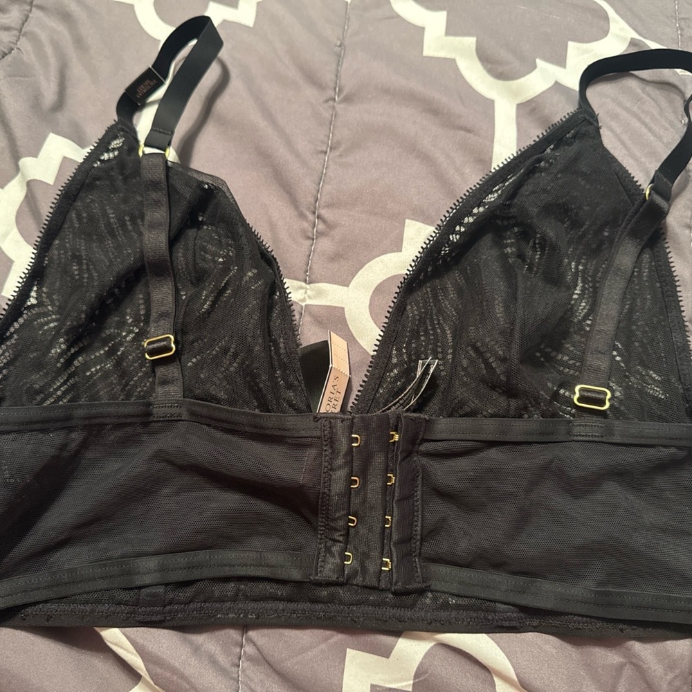 NEW Victoria’s Secret body bralette. Xl. Lace. Sexy. - Picture 2 of 3